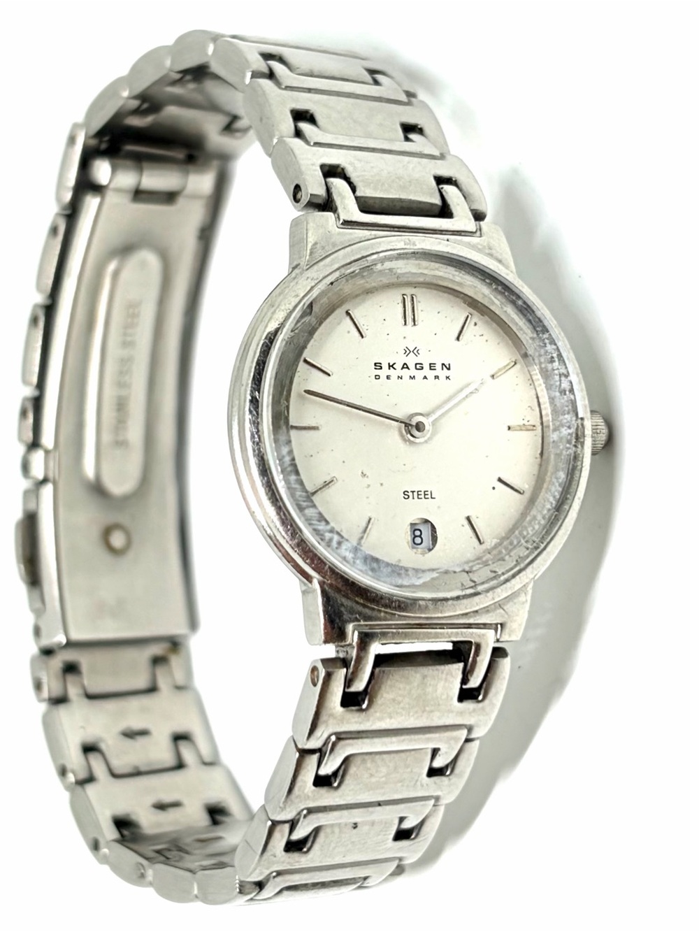 Vintage Skagen Stainless Steel Analog Diamond Wrist Watch Working New Battery